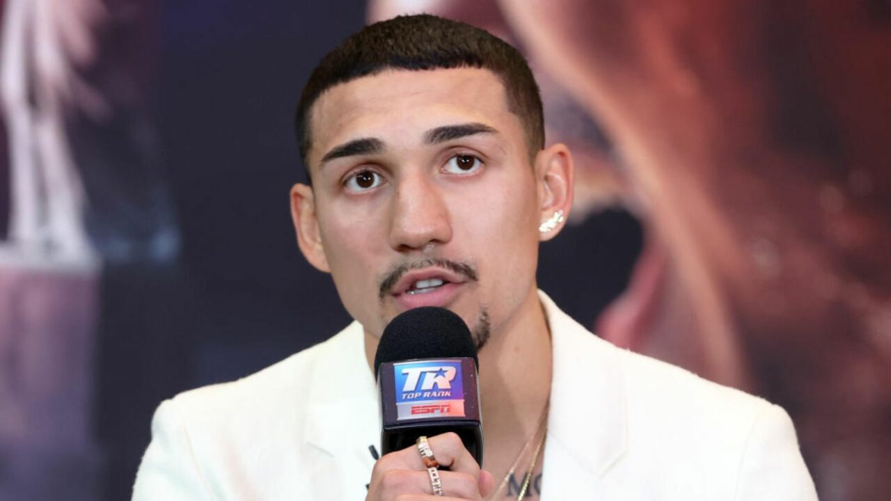 Teofimo Lopez Fires Shots At Bob Arum And Top Rank Over Latest Fight Offer