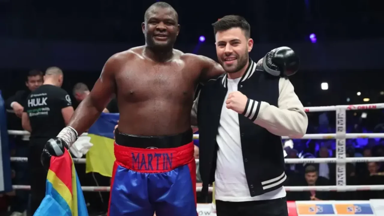 Ben Shalom claims Martin Bakole will be a world champion in 2025