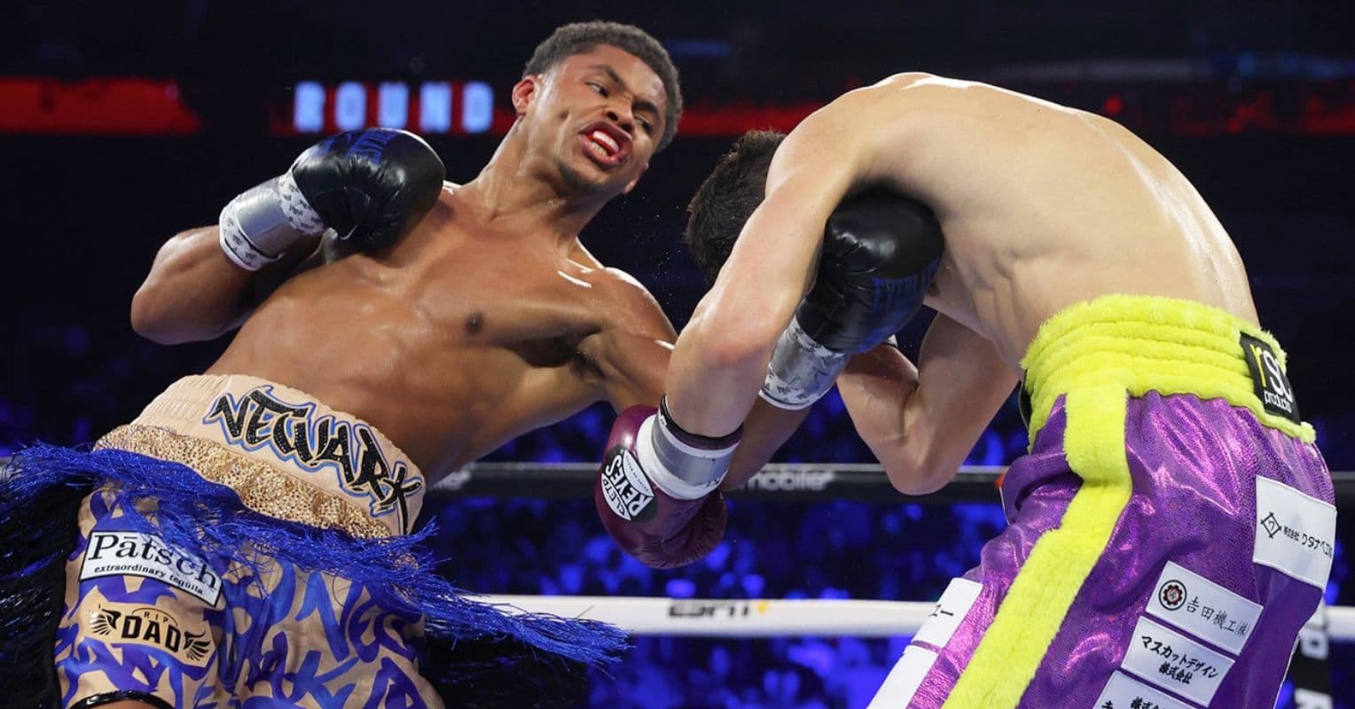 Shakur Stevenson Dominates And Stops Yoshino In Lightweight Debut