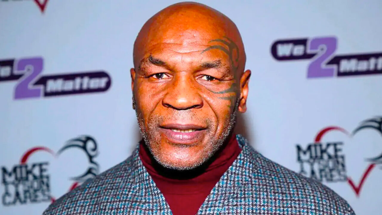 Mike Tyson Names "The Greatest Fighter That Ever Lived"